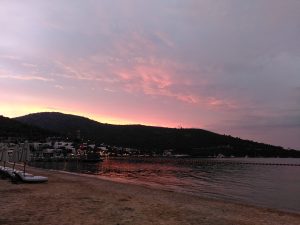 Wunderschönes Torba am Abend